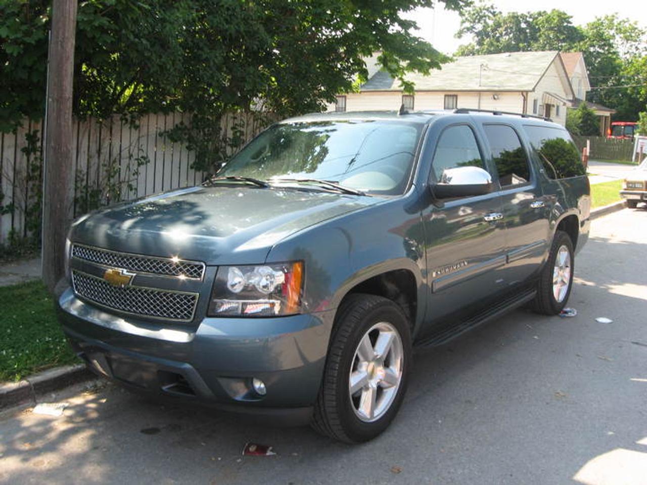 2007 Chevrolet Suburban LTZ - 115,000km, Absolutely jammed with every option possible, AM/FM/CD, Navigation, sunroof, flex fuel, Back-up cameras and sensors, Grey Leather interior, heated seats, heated mirrors, power windows, power locks, extended version, power seats..... This truck is gorgeous come in and see this great buy today.
$32,899 or just $134.45/wk

ON-SITE FINANCING AVAILABLE
IN HOUSE RATES START @ 6.49%
ALL CREDIT WELCOME
CALL or APPLY NOW 905-922-7646 or 905-571-6761

**Down payment may be required** Please note that GST & PST are extra and not included in the advertised price.