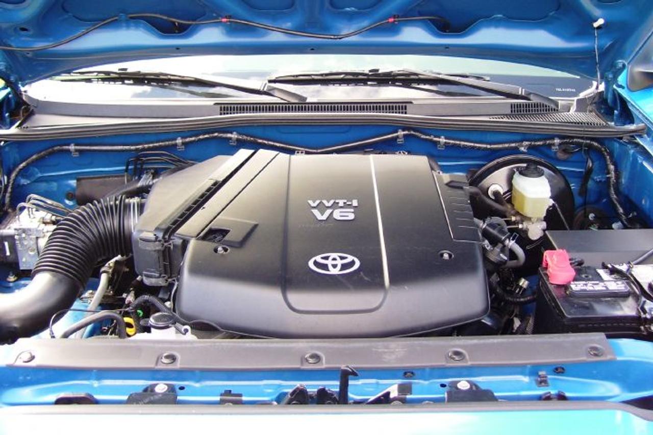 Note:
Price Includes Documentation Fee of $247.00 and OMVIC Fee of $5.00.
Total Price is  Subject to H.S.T.

BALANCE OF FACTORY WARRANTY & DEALER CERTIFIED