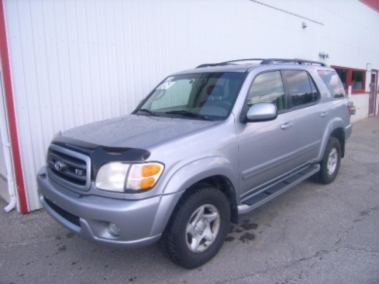 Used 2002 Toyota Sequoia SR5 for sale in Lakeshore, ON
