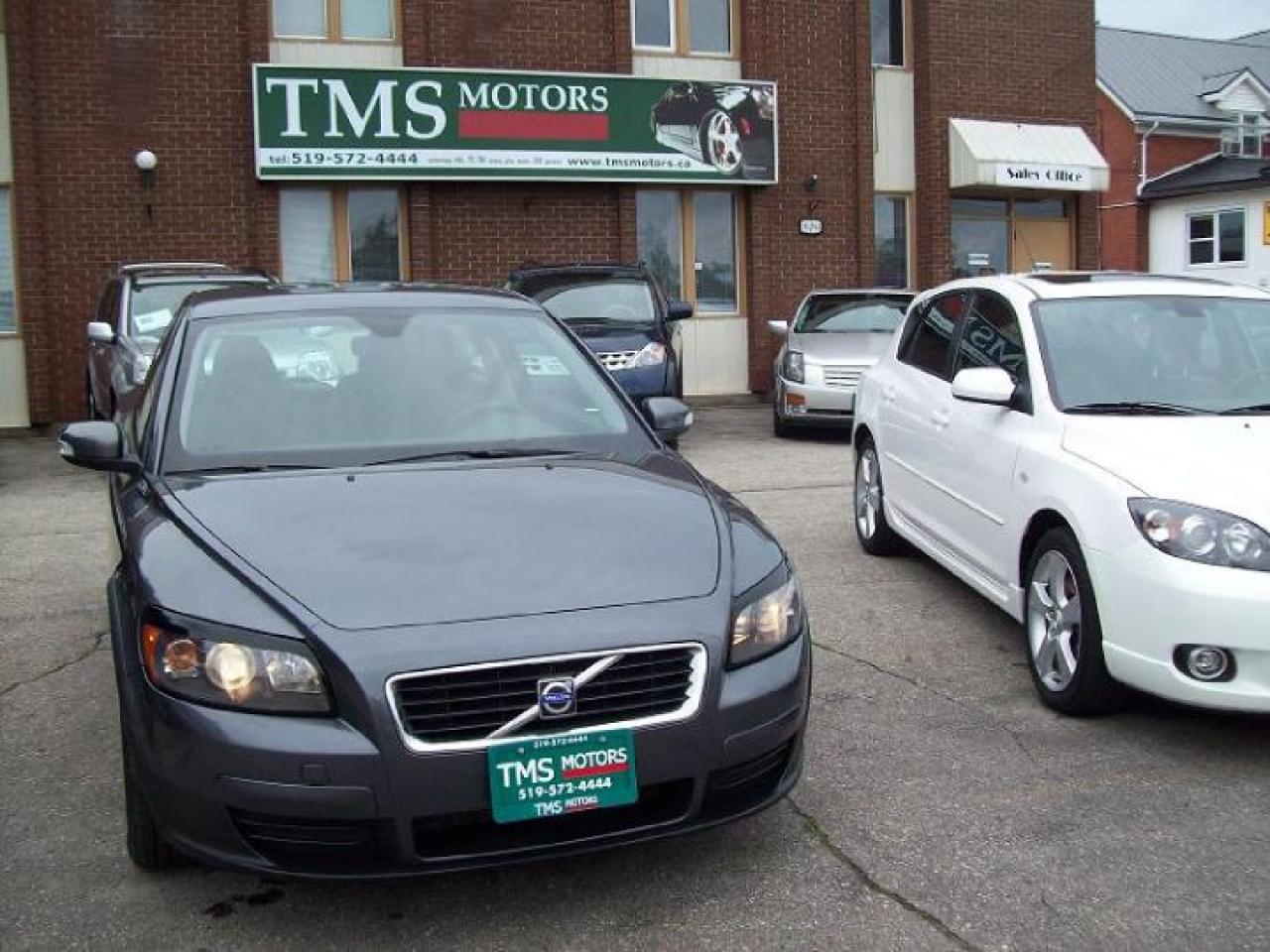 Used 2007 Volvo C30 cloth for sale in Waterloo, ON