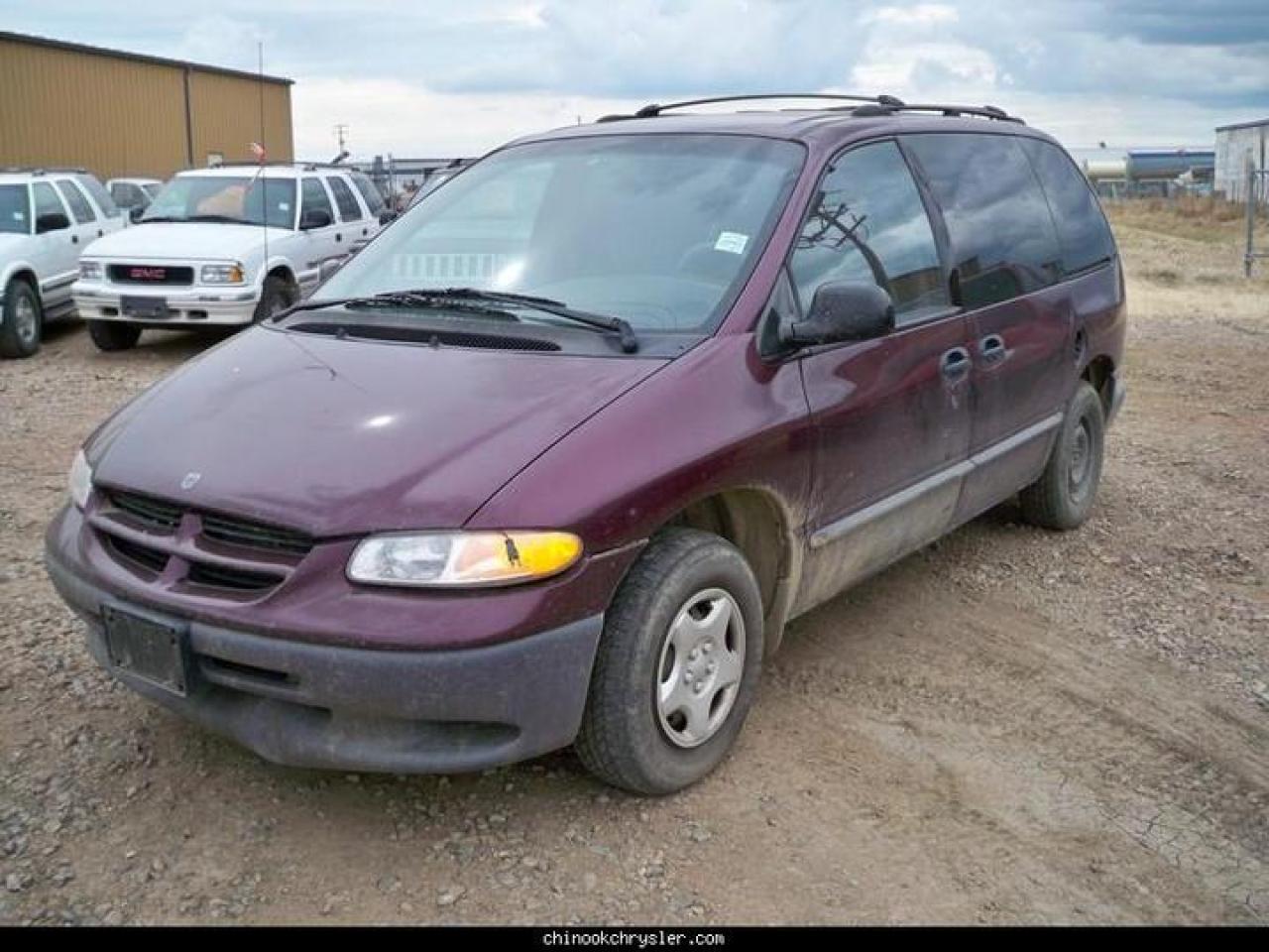 Used 1999 Dodge Caravan BASE for sale in Taber, AB