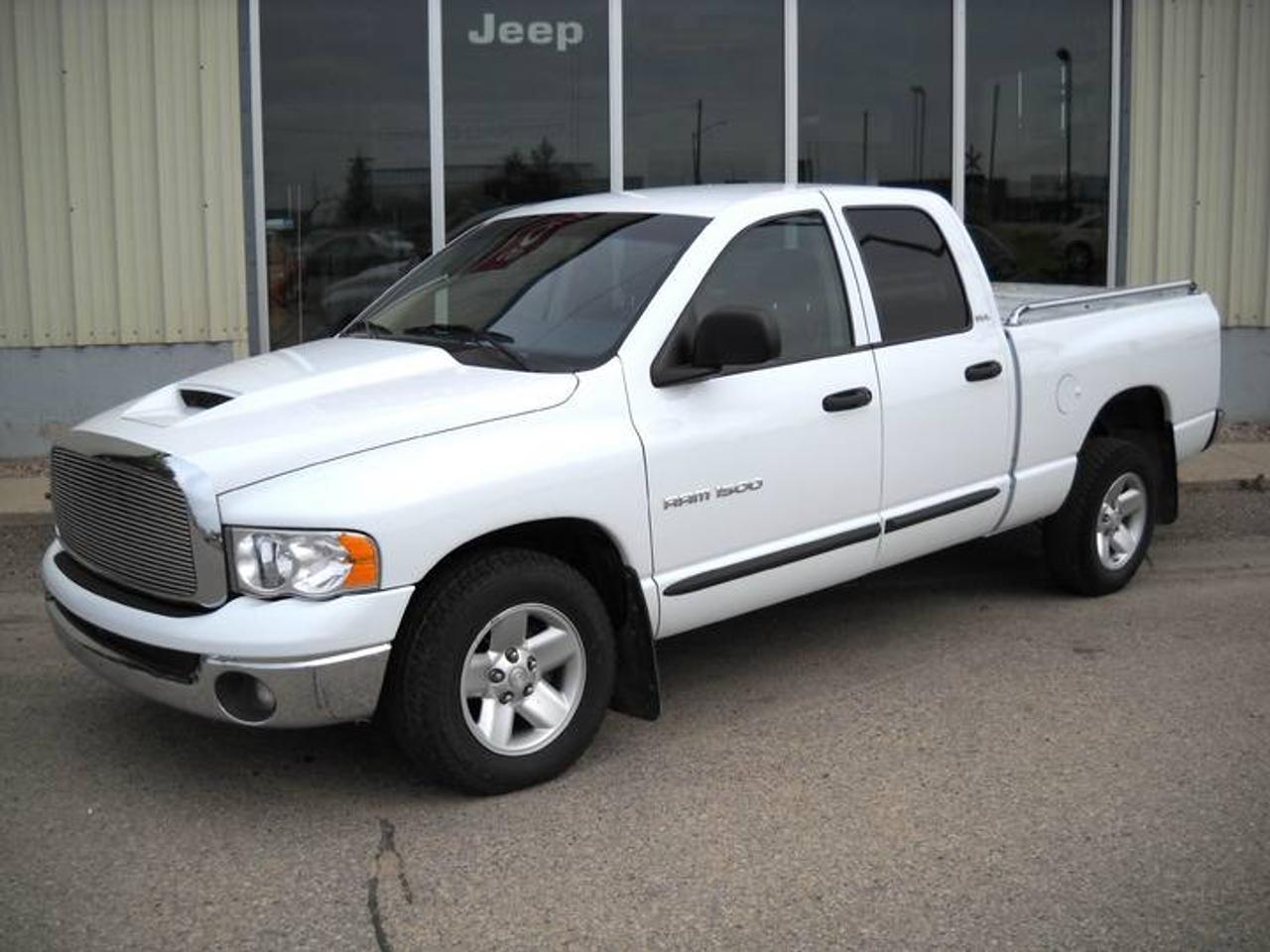 All Equipped 2002 Dodge Ram 1500 SLT! Includes Remote Start, Custom Grille Hood, Heated Mirrors, Tow Package, Alloy Wheels, Alpine CD/MP3 Player, Brake Controller, Bed Rails, Splashguards + Much More! Call Us Toll Free @ 1-(888)-578-7657 or Visit Us Online @ www.southeymotors.com