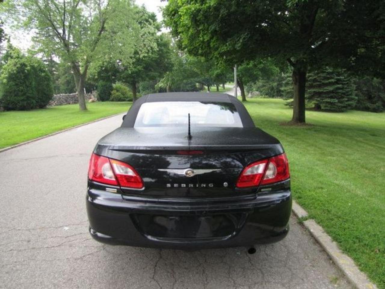 603138.9822393