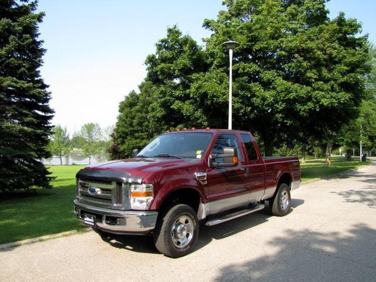 Used 2008 Ford Super Duty F-250 XLT  DIESEL !!! NEW TIRES!! FORD LEASE RETURN!! 4x4 Truck for sale in Guelph, ON