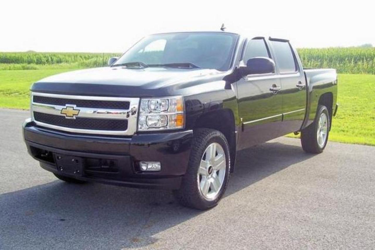 Used 2007 Chevrolet Silverado 1500 LTZ NAV DVD ALLOYS SUNROOF for sale in Chilliwack, BC