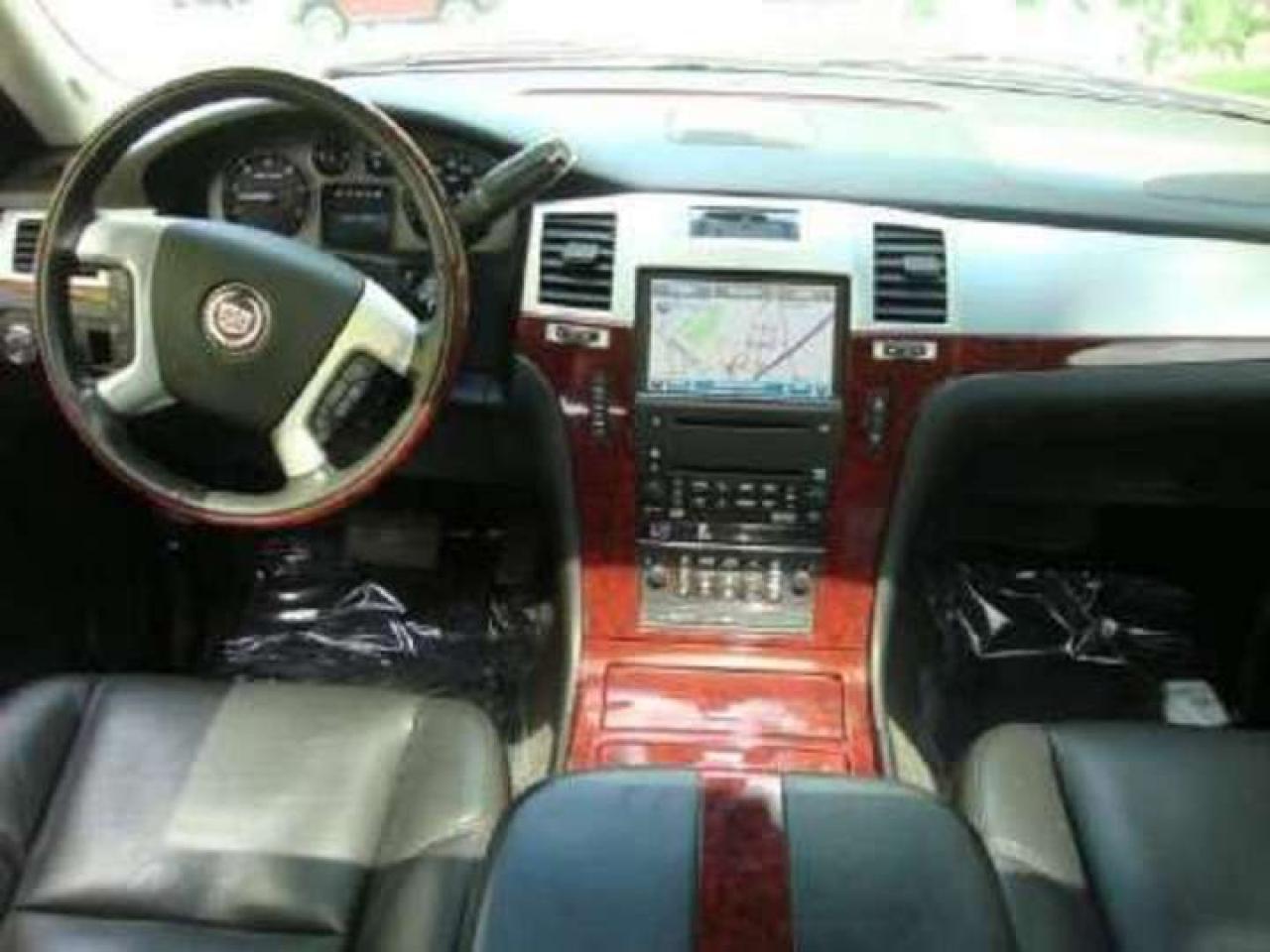 603310