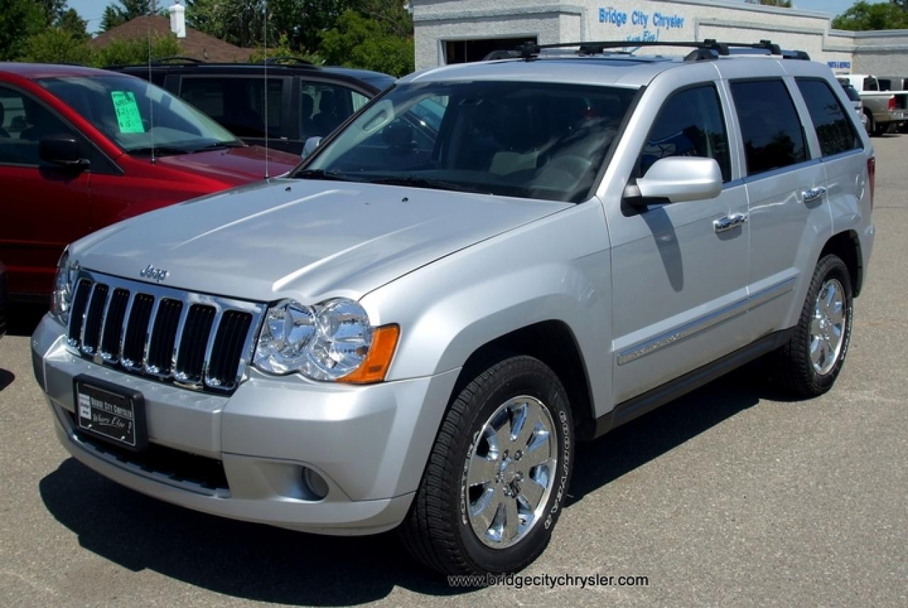 Used 2010 Jeep Grand Cherokee  for sale in Lethbridge, AB