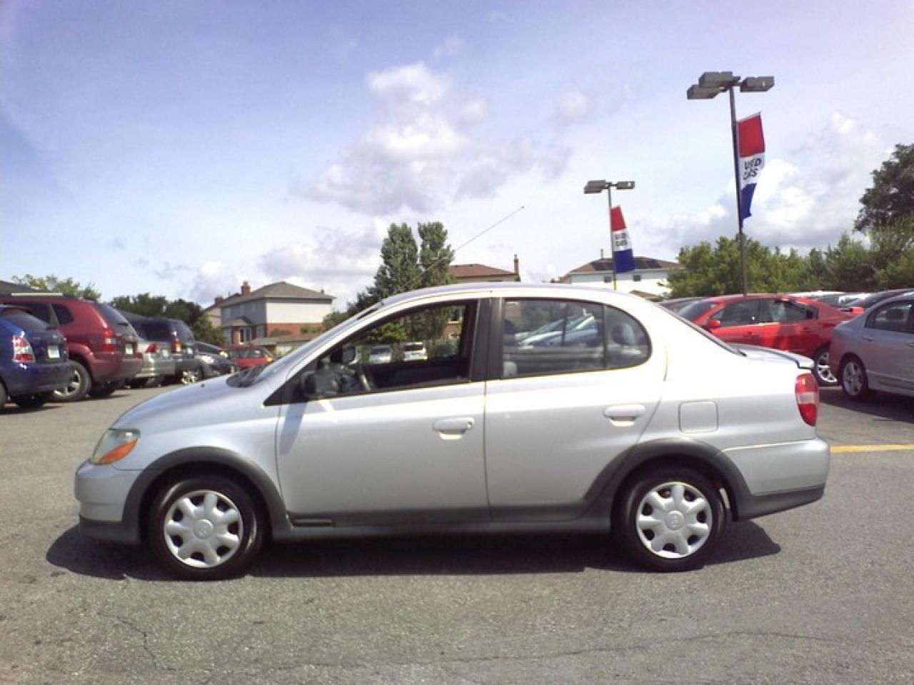 Used 2000 Toyota Echo  for sale in Whitby, ON