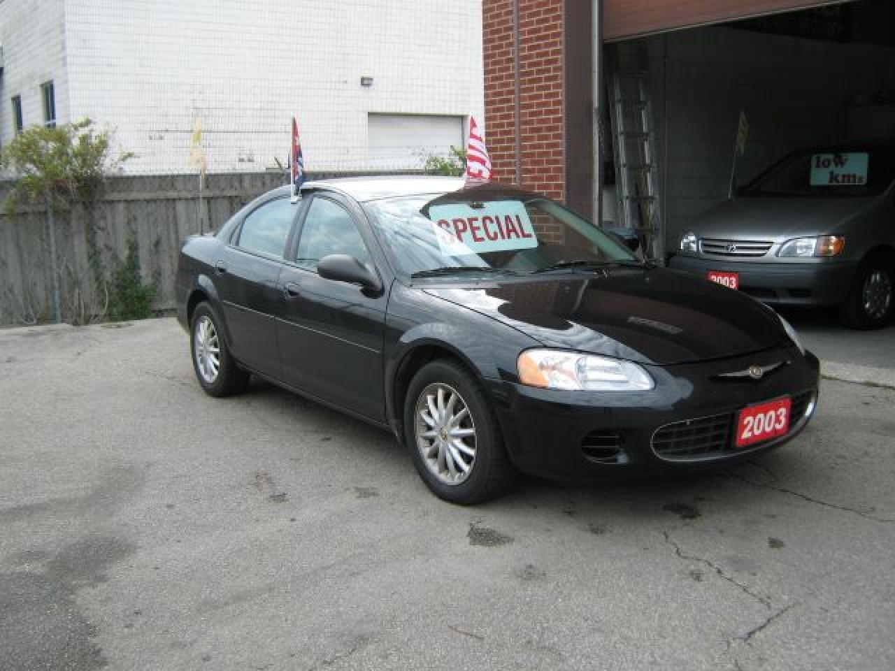 Used 2003 Chrysler Sebring LX for sale in North York, ON