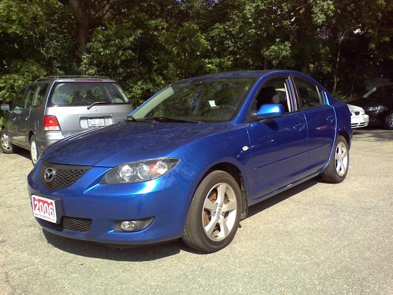 Buy with confidence. Serving K-W Area for over 30 years! All our vehicles are Canadian, one owner, lease returns. This ACCIDENT FREE car comes with a free CarProof report, an emission test & safety certificate. Balance of factory warranty. Price excludes taxes & licensing.