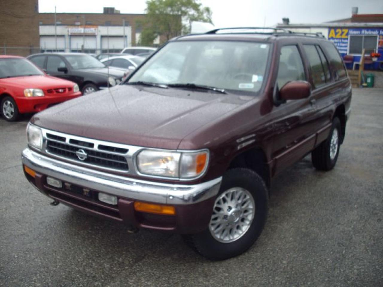 Used 1997 Nissan Pathfinder LE LEATHER, ROOF for sale in North York, ON