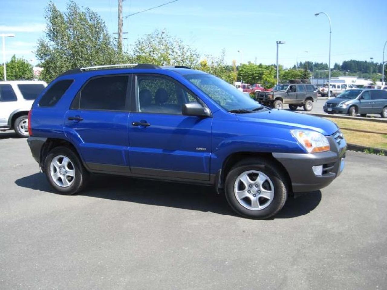 Used 2006 Kia Sportage LX for sale in Courtenay, BC