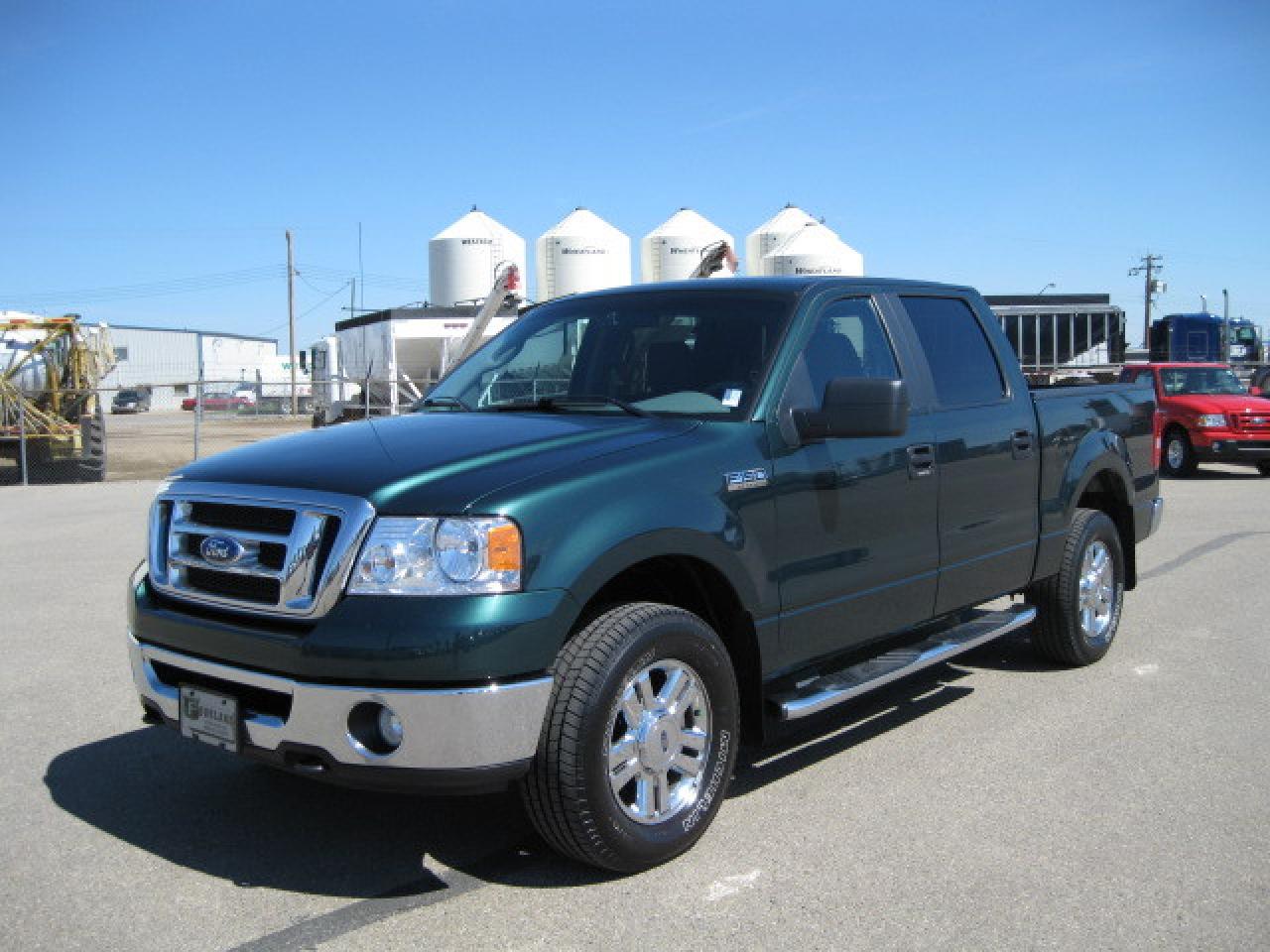 Used 2007 Ford F-150 XLT C/C 4X4 for sale in Innisfail, AB