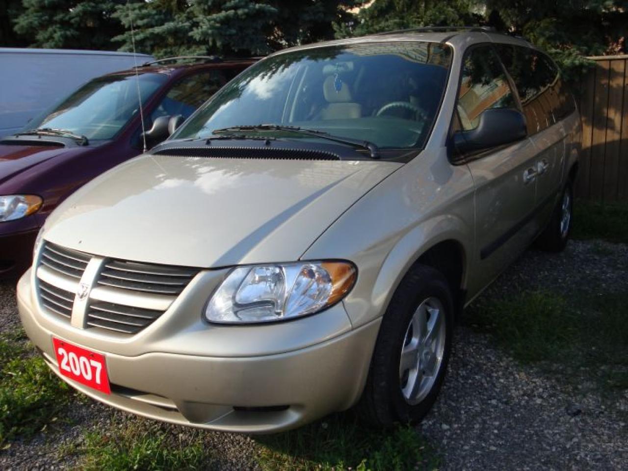 Used 2007 Dodge Grand Caravan Grand (STOW & GO) DVD for sale in Mississauga, ON