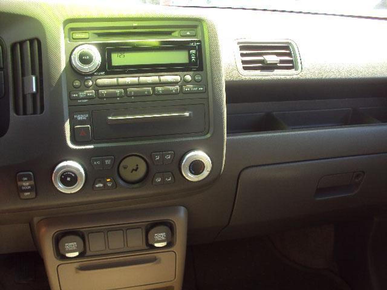 603645.9636045