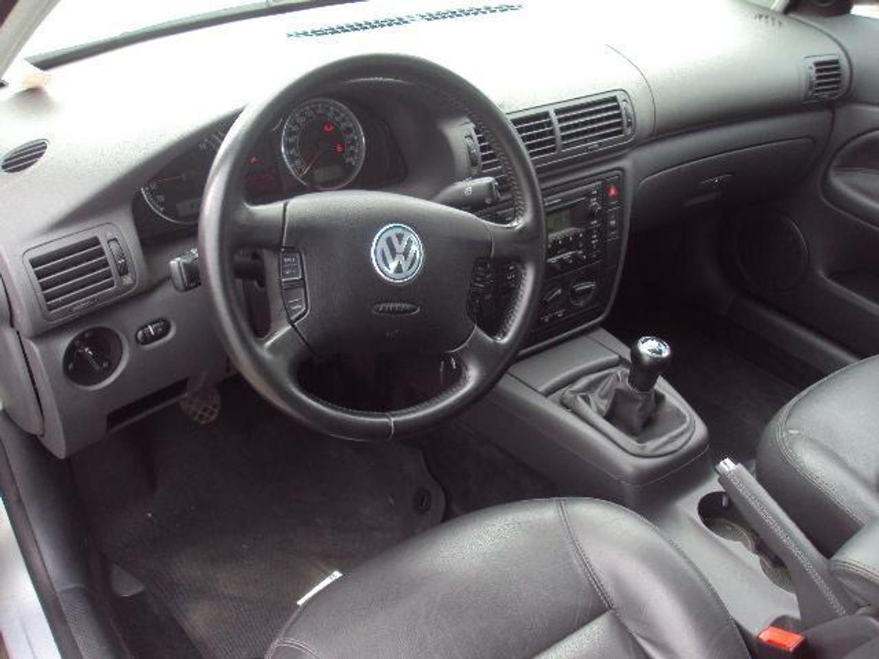 603661.9636302