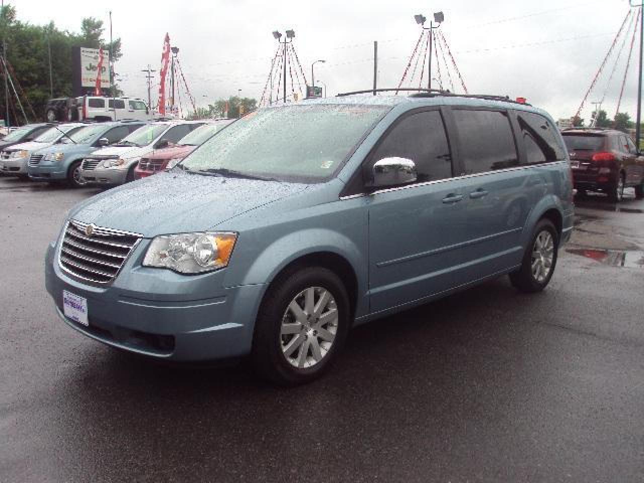 Used 2008 Chrysler Town and Country  for sale in Ottawa, ON