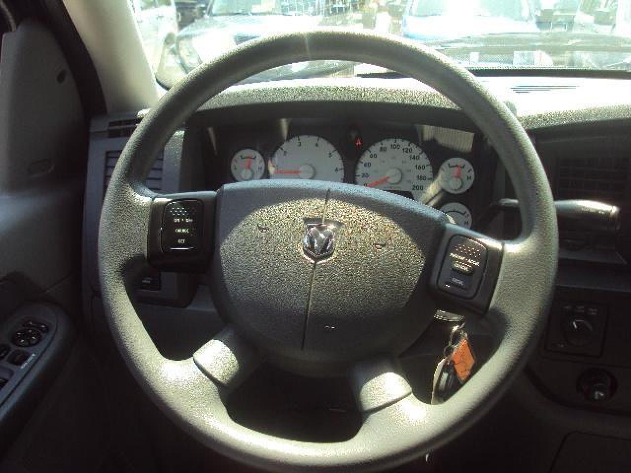 603679