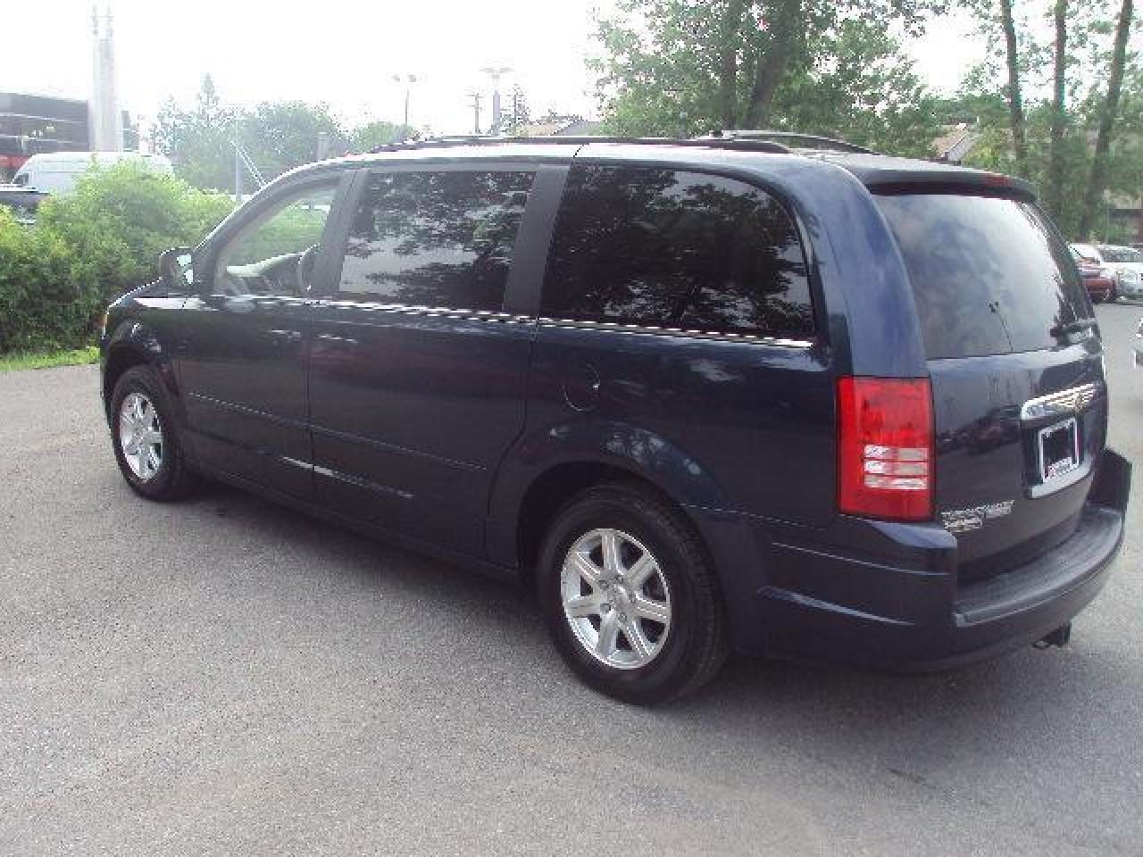 603711