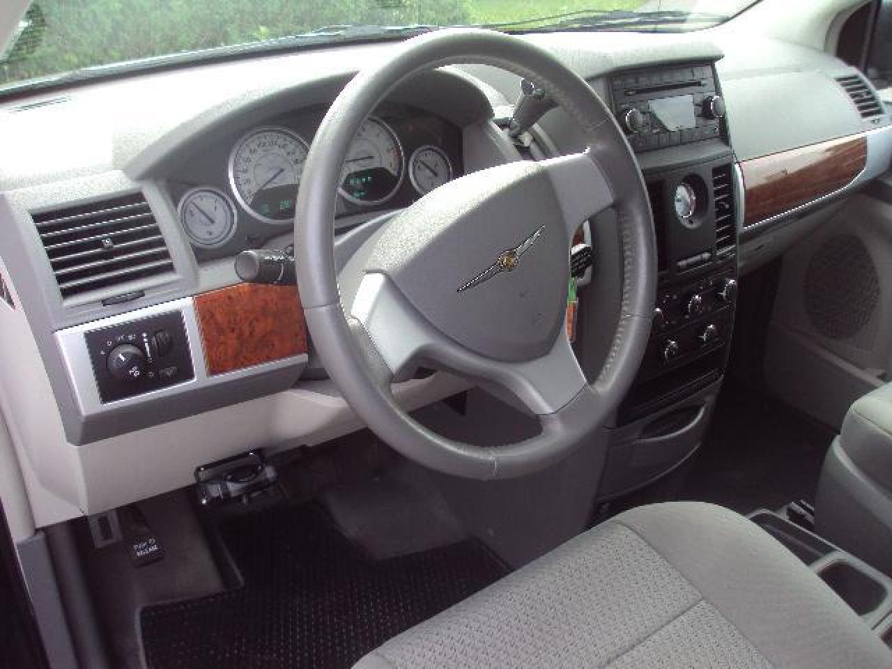603711