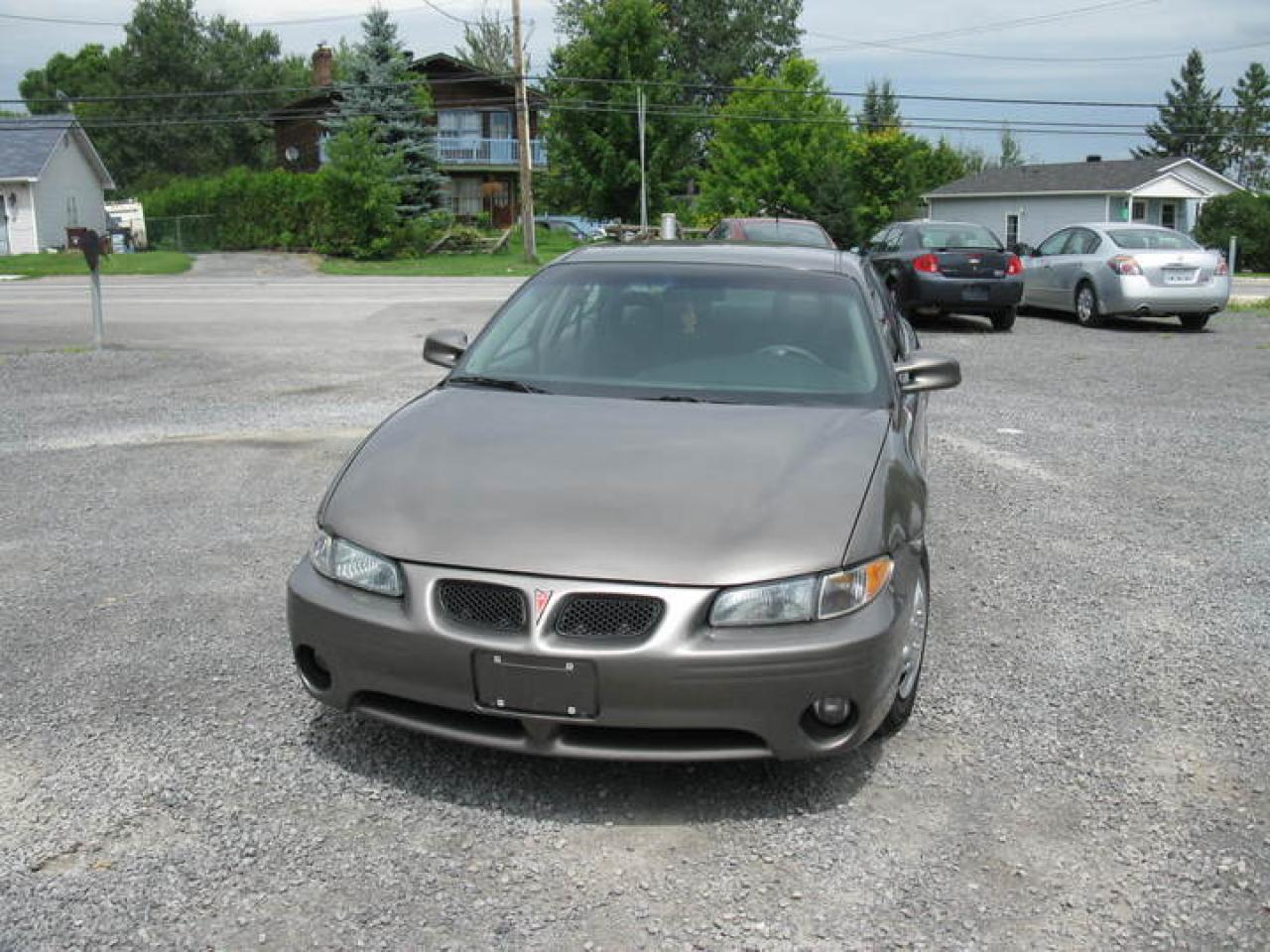 Used 2003 Pontiac Grand Prix  for sale in Rockland, ON