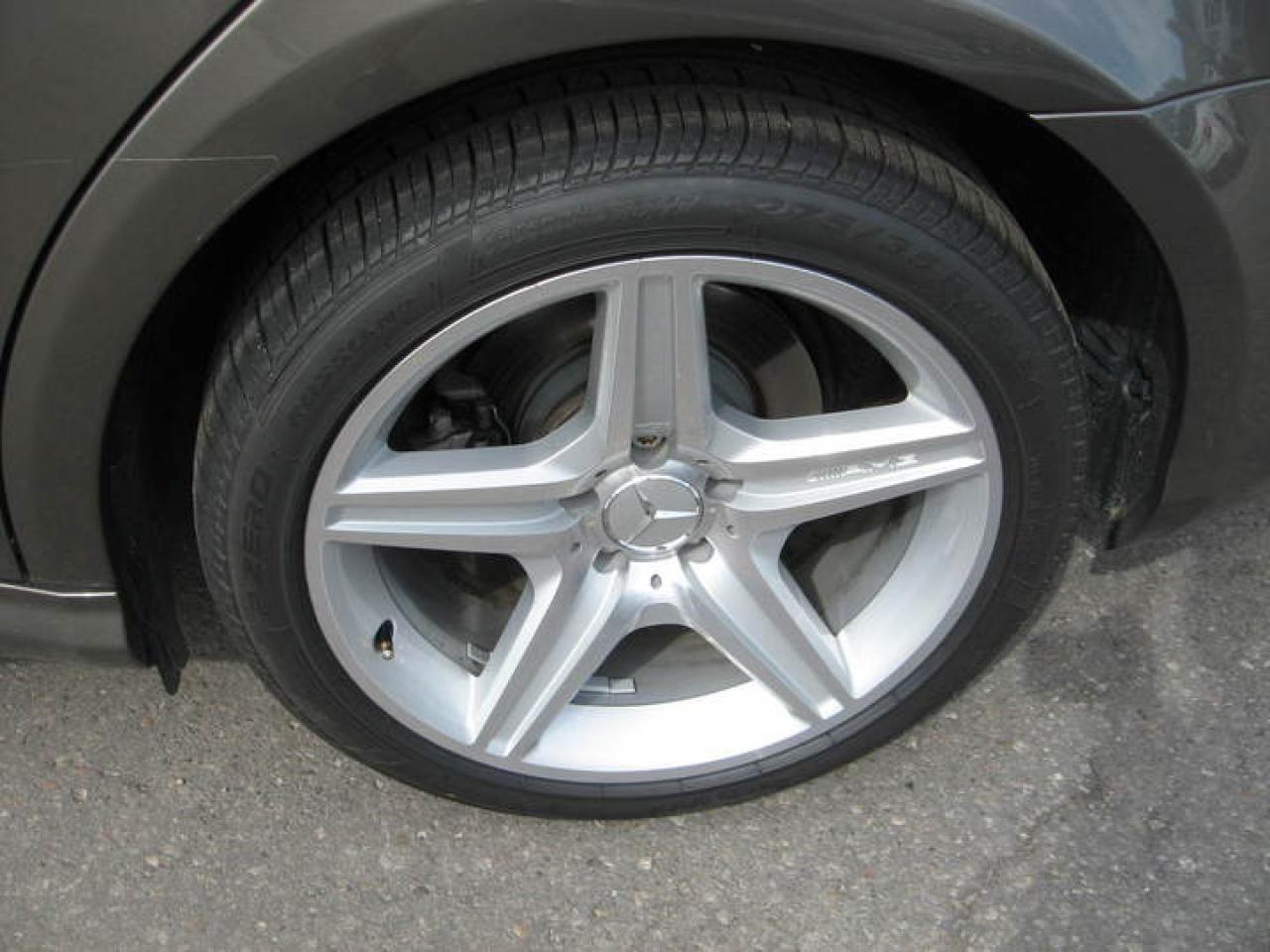 603787