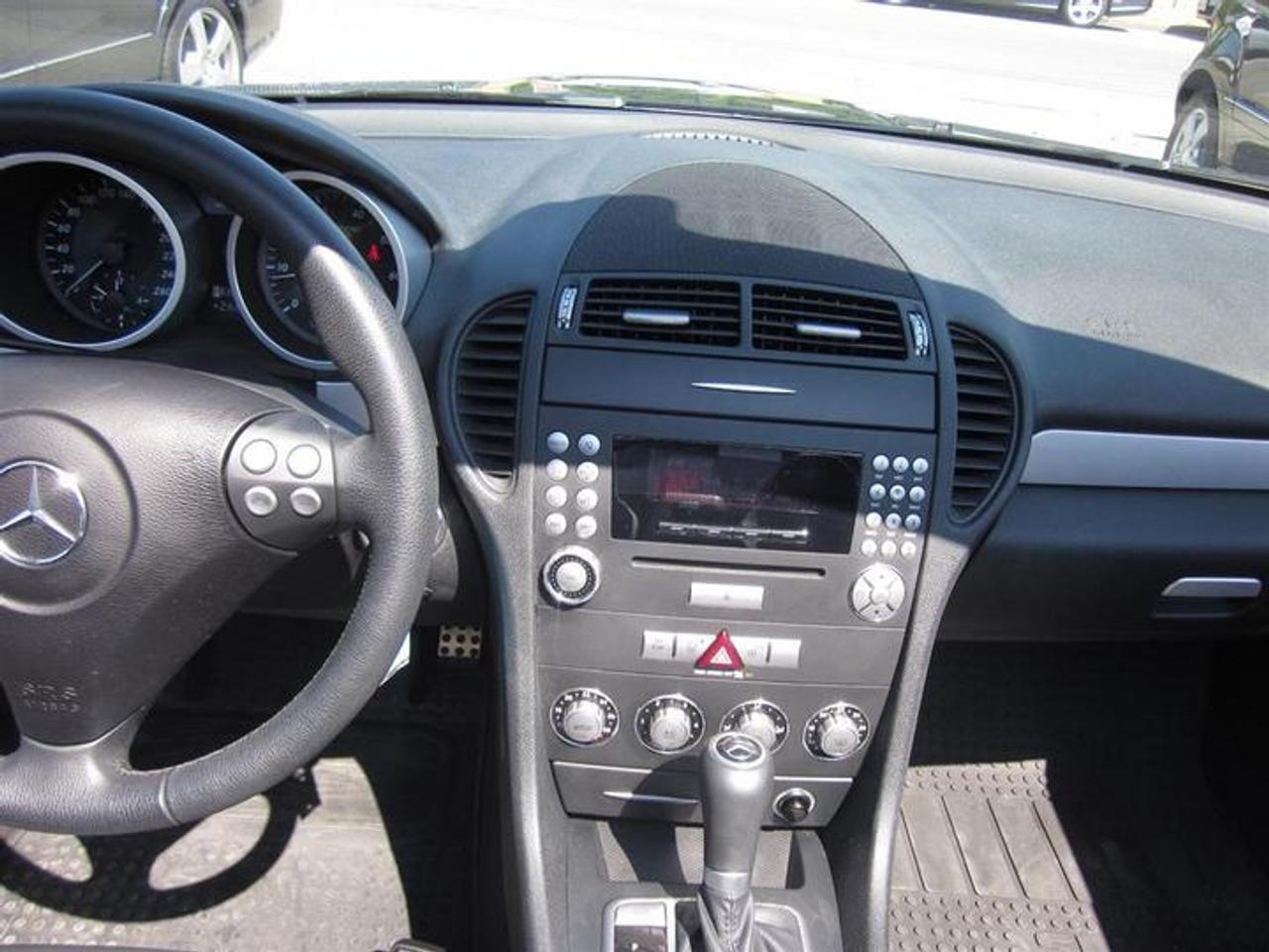 603792.9768545