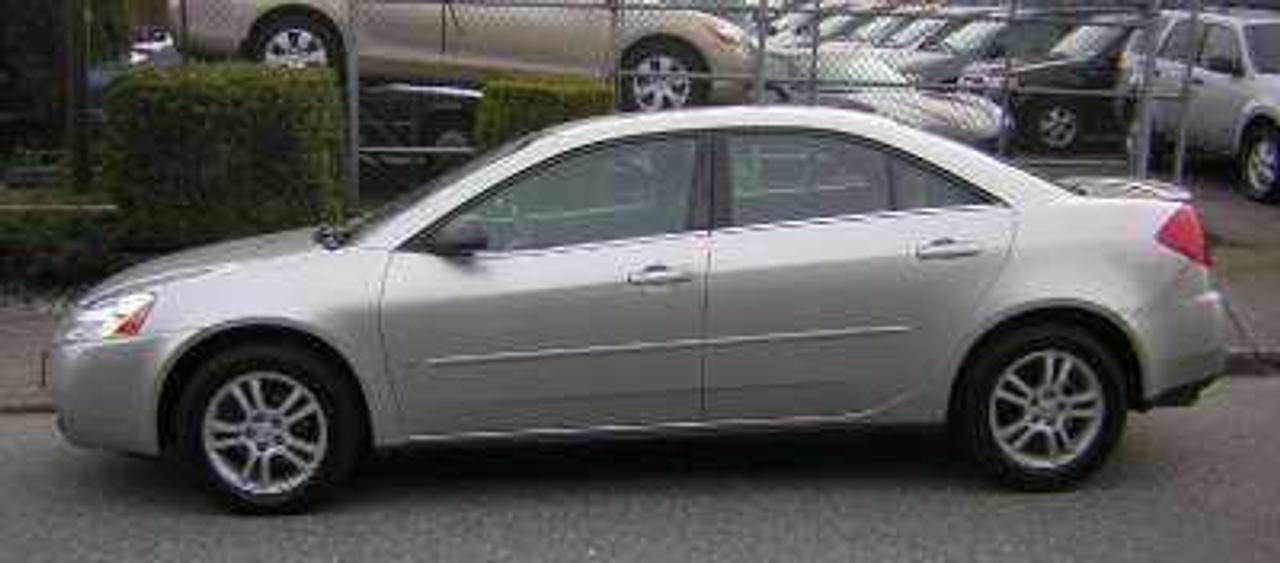 - Engine: 3.5 Liter

2006 Pontiac G6 auto V6 auto power group a/c tilt cc cd 
key less alloys 99,000km, local accident free vehicle 
financing available, International student program available
on approved credit, to view our inventory or apply on line
please visit www.daytonaauto.net or call  604-263-2222