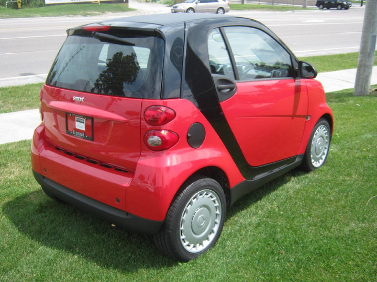 604004
