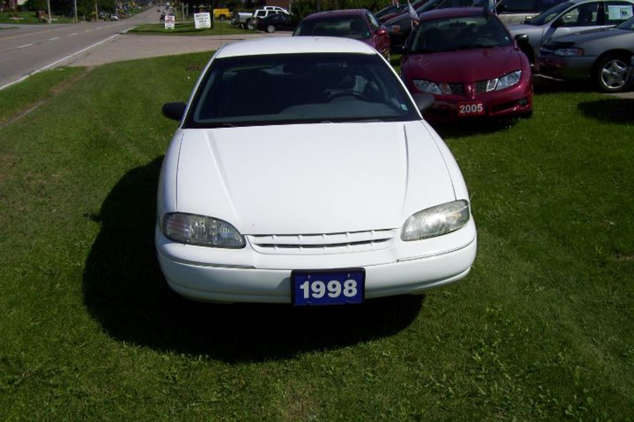 FOR MORE SUPER DEAL, PHOTOS AND DETAILS PLEASE VISIT US ON LINE AT WWW.superdealauto.ca

THIS SPECIAL PRICES INCLUDES
 LICENSING,SAFTEY,EMISSION,AND TAXES SO ONE PRICE 
$2495. SUPER DEAL