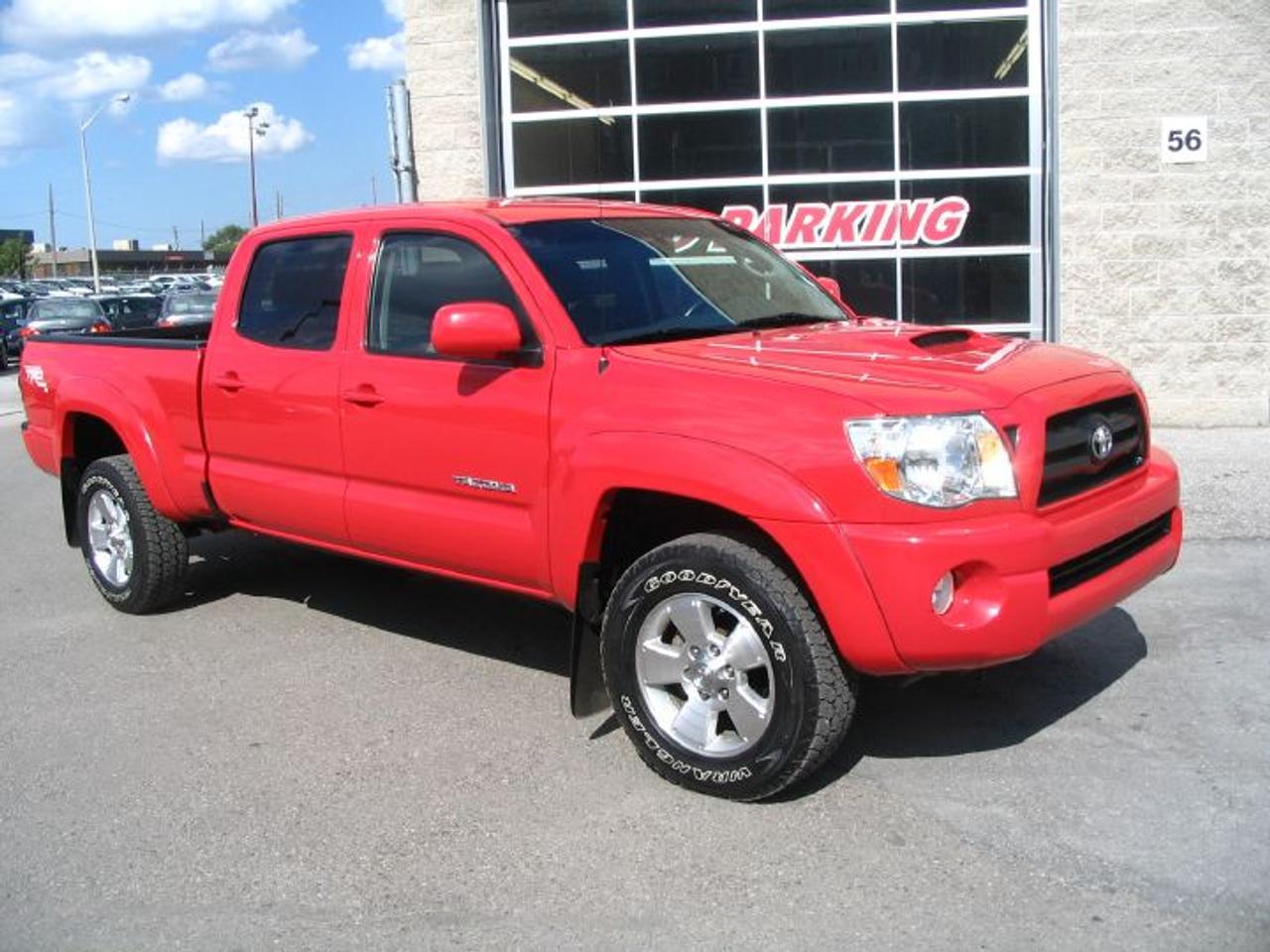 vERY SPECIAL TACOMA MUST BE SEEN MTOYOTA TRUCK AND WHOLESALEYARD BEHIND KEN SHAW LEXUS TOYOTA ,,PLUS HST  1 888 460 8371  TOLL FREE  sale was 30988  now 28998
