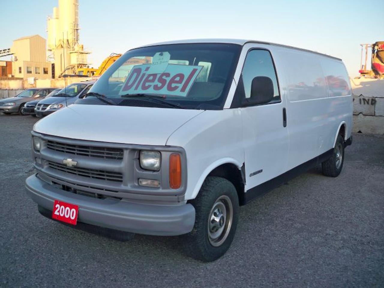 Used 2000 Chevrolet 2500 CARGO EXTENDED DIESEL for sale in Mississauga, ON