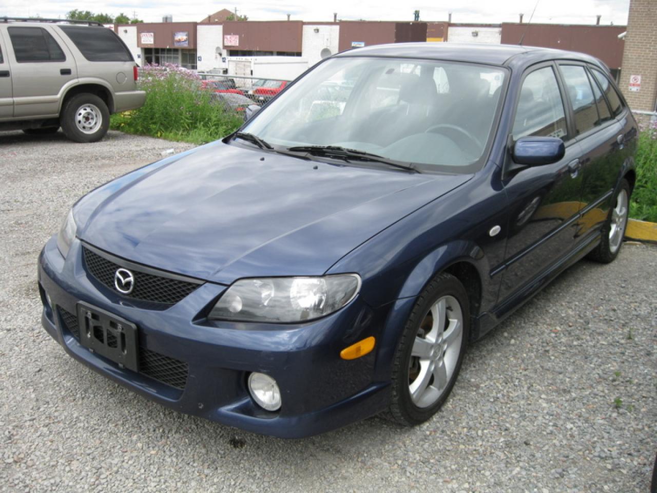 Used 2003 Mazda Mazda3  for sale in Oshawa, ON