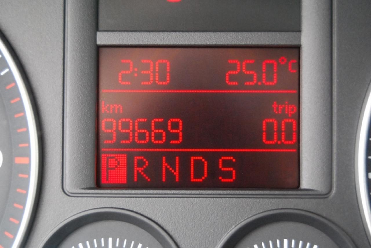 604556