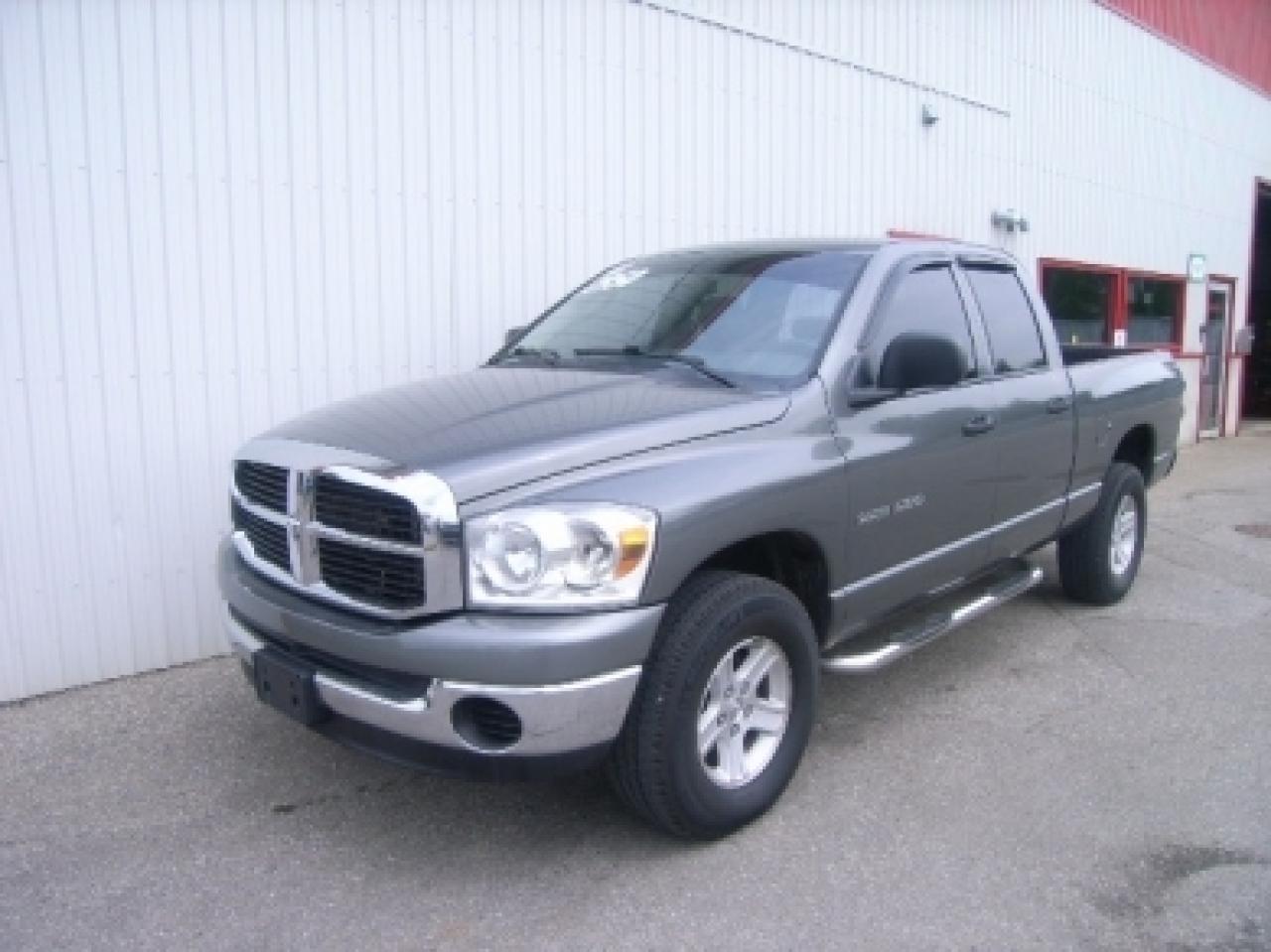 Used 2007 Dodge RAM TRUCK SLT 4X4 CREW CAB for sale in Lakeshore, ON