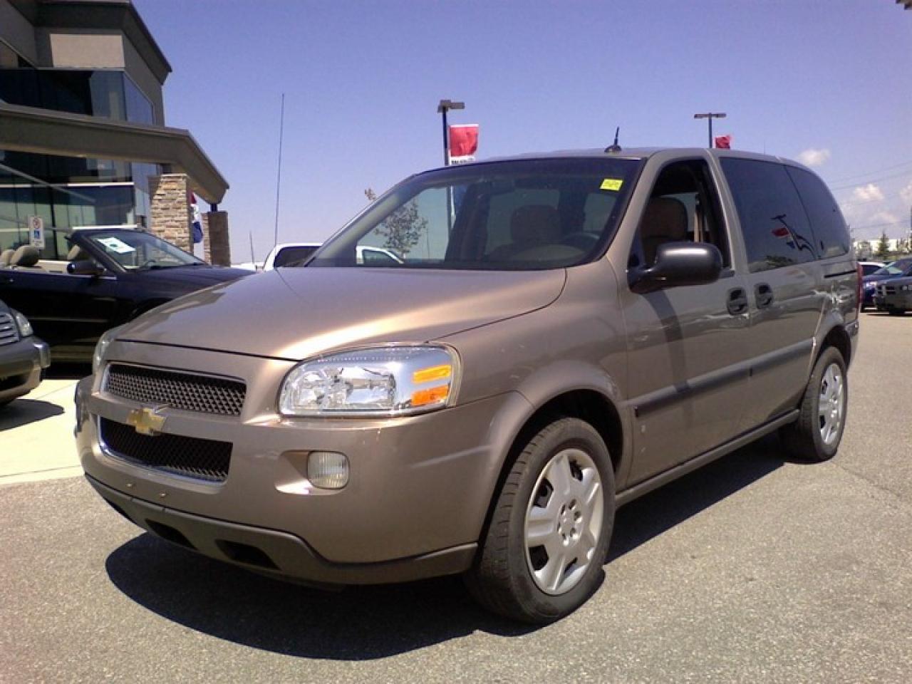 Used 2006 Chevrolet Uplander LS Minivan for sale in Barrie, ON