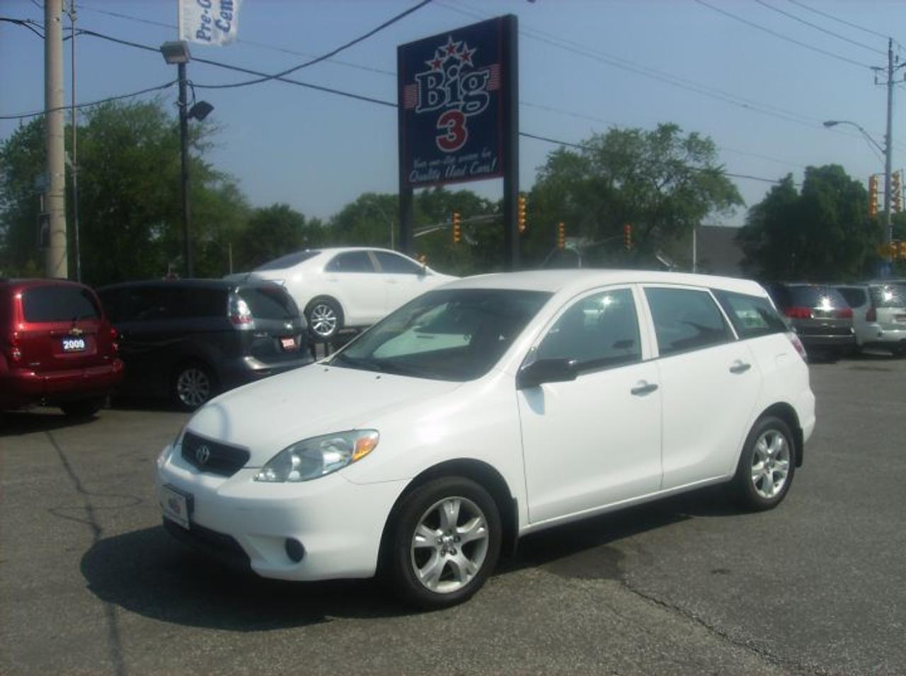 Used 2005 Toyota Matrix  for sale in Windsor, ON