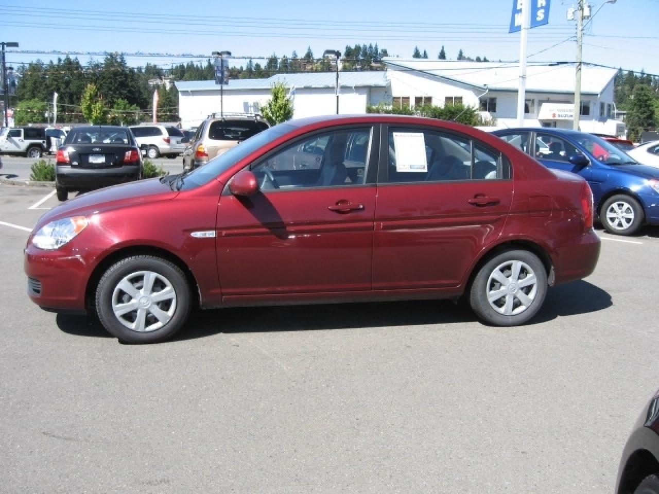604807