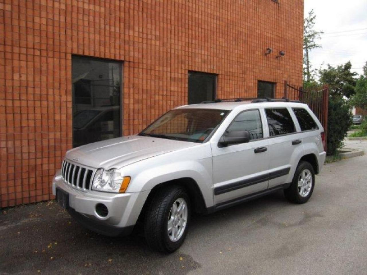 Used 2005 Jeep Grand Cherokee Laredo for sale in Toronto, ON