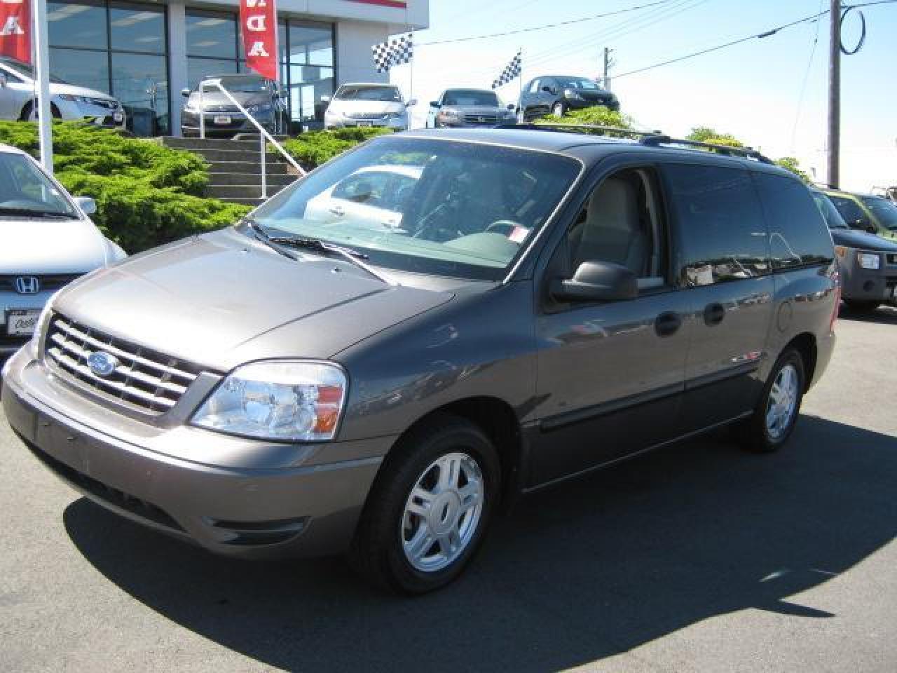Used 2005 Ford Freestar SE for sale in Nanaimo, BC