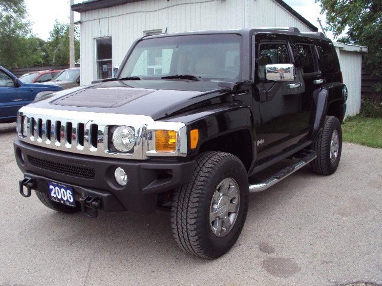 Wow - LOOK HERE - 2006 Hummer H3 Chrome Package, with TV/DVD