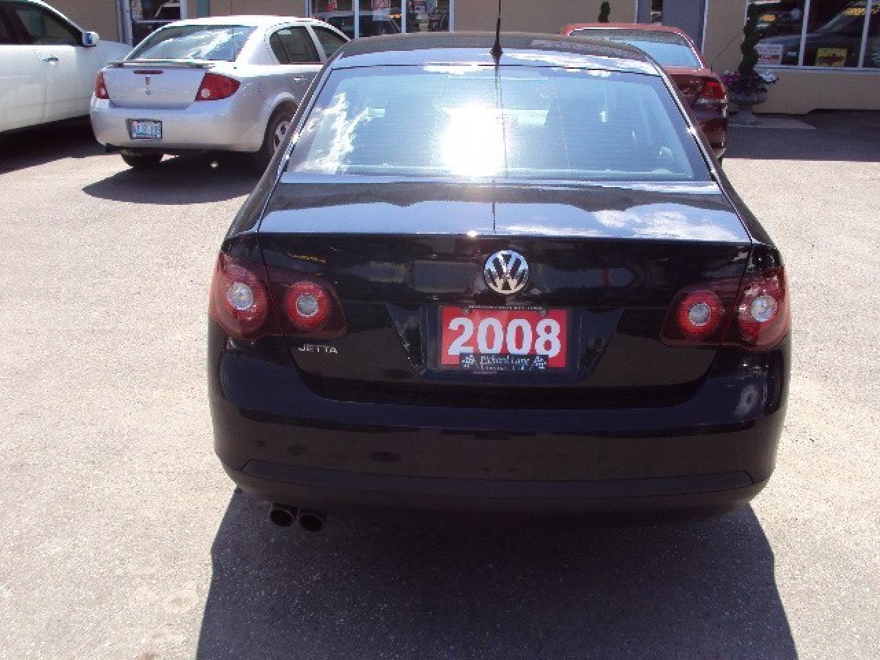 604861