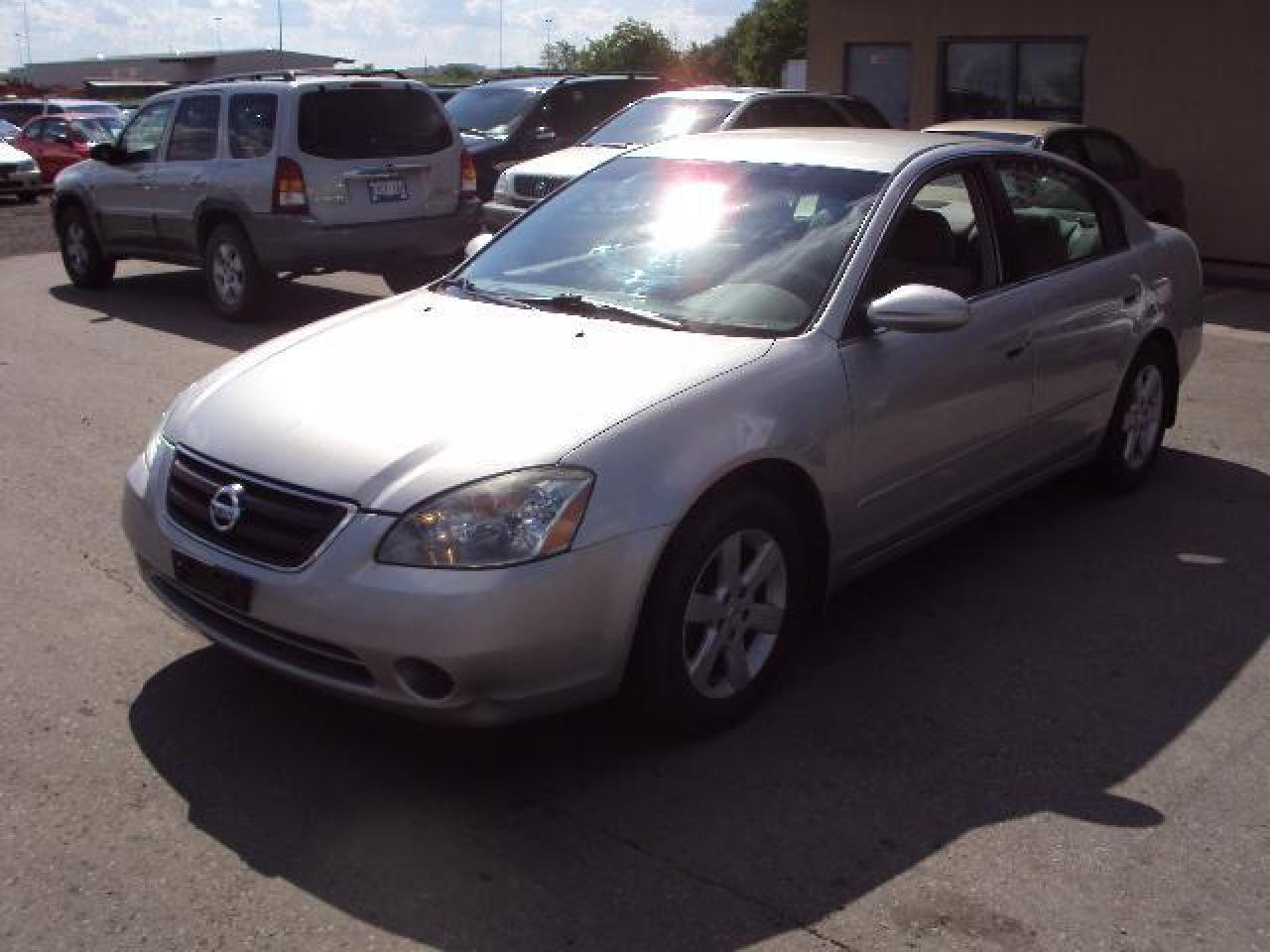 Used 2003 Nissan Altima 2.5 S for sale in Bolton, ON