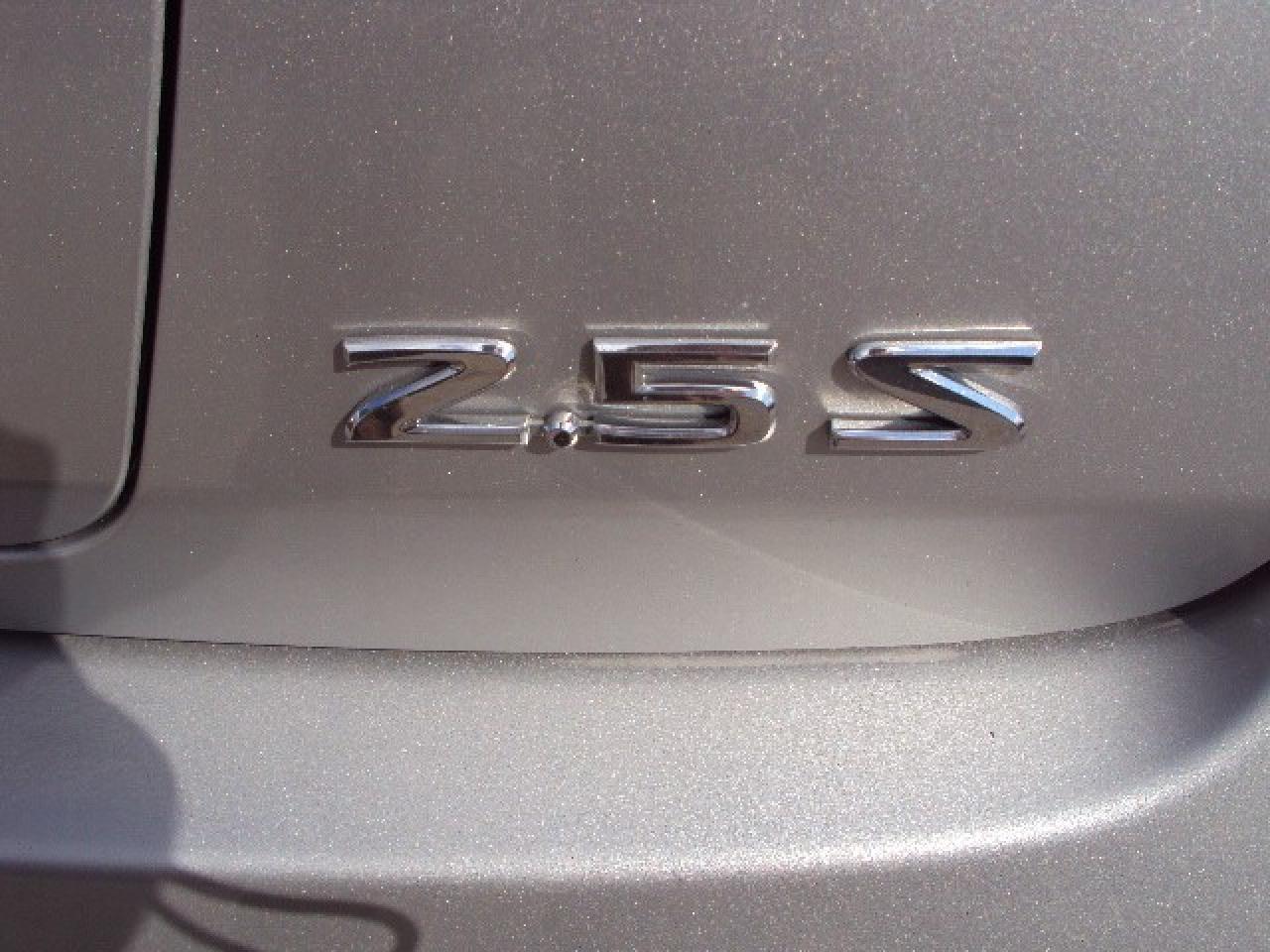 604870