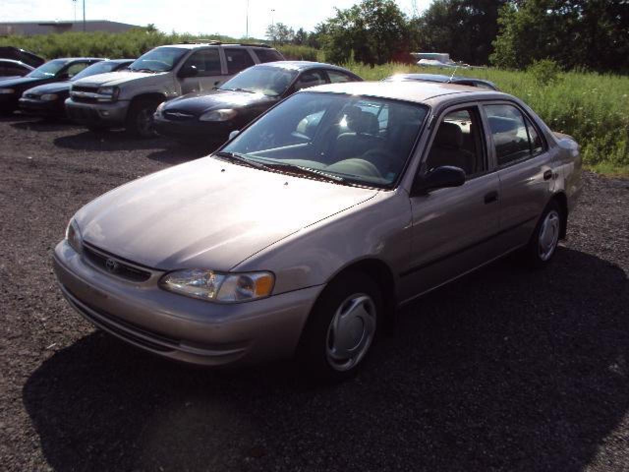 Used 2000 Toyota Corolla VE for sale in Bolton, ON
