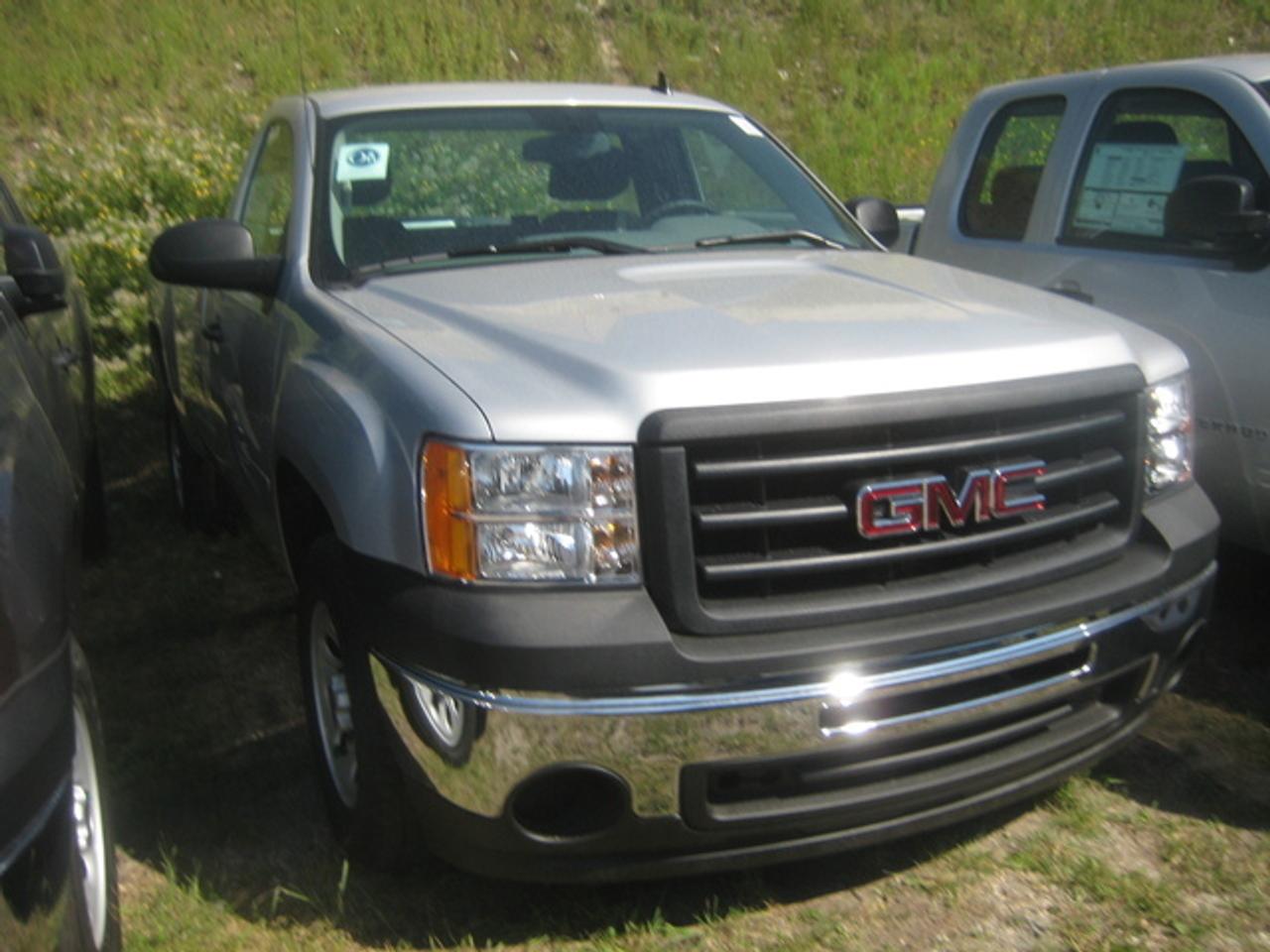 605083.10825240