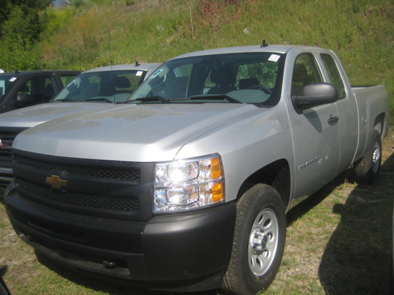 New 2010 Chevrolet Silverado K1500 EXT WT for sale in Calgary, AB