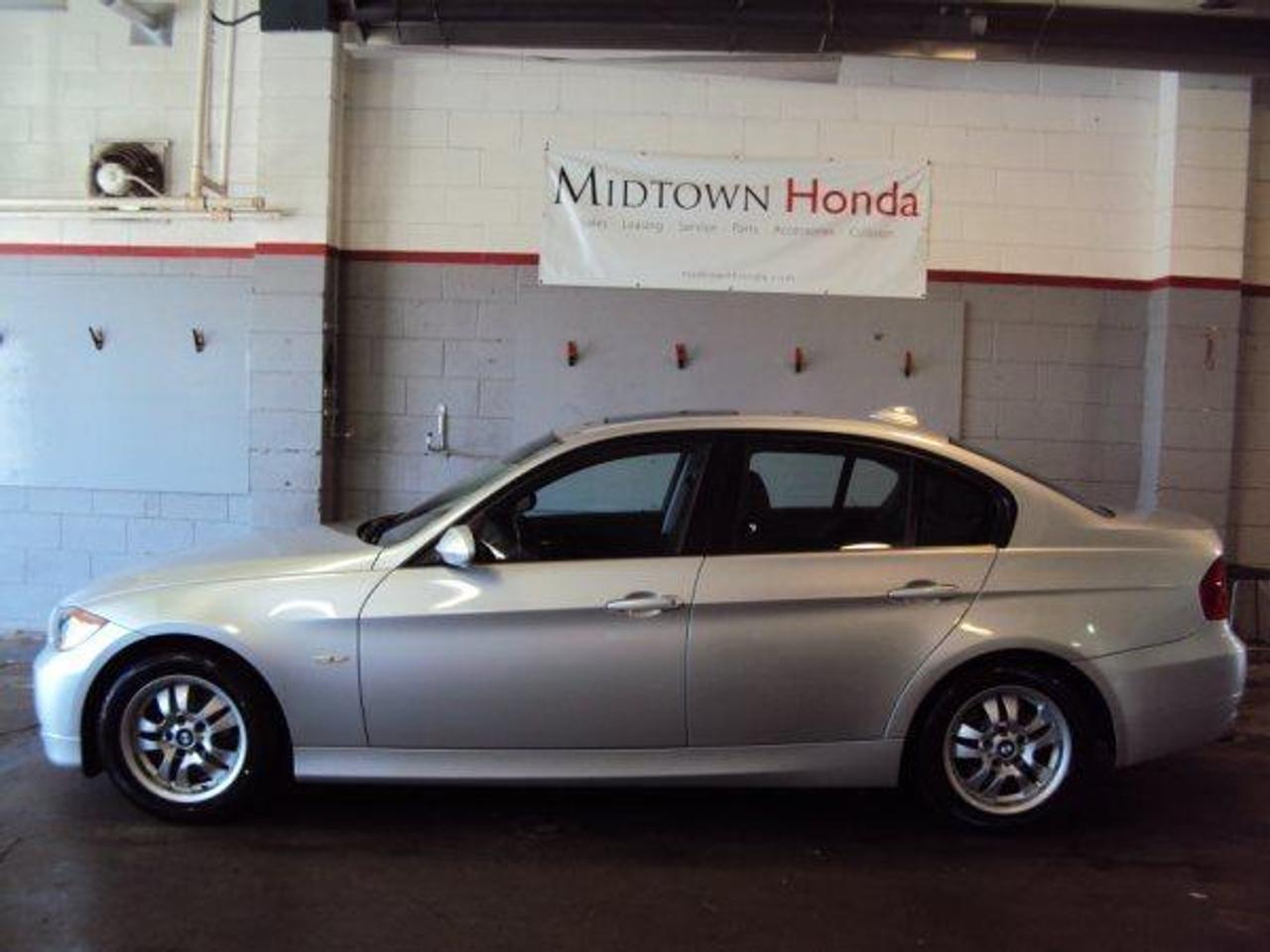 OFF LEASE... ALL SERVICE RECORDS... NO  ACCIDENTS... NEW TIRES ALL AROUND...  100 POINT INSPECTION... STILL UNDER  BMW WARRANTY.... $1500 DOWN $189  BI-WEEKLY 60 MONTHS ALL IN... JUST  REDUCED FOR QUICK SALE.... CALL OR  COME IN NOW.... MIDTOWN HONDA,  QUALITY CARS FAIR PRICES Call us toll-free at 1 877 240-2142