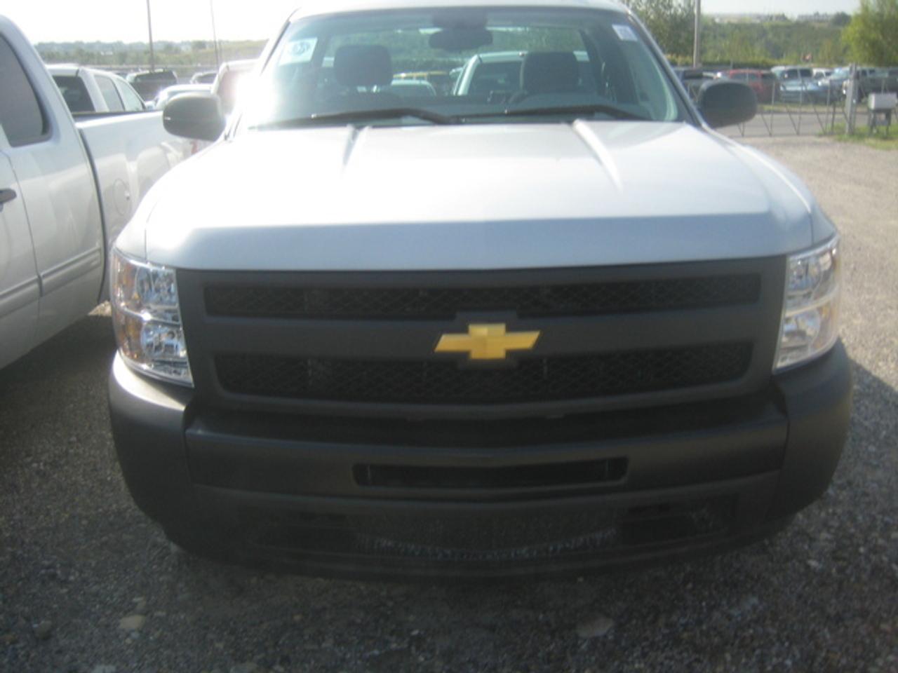 605379.10825284