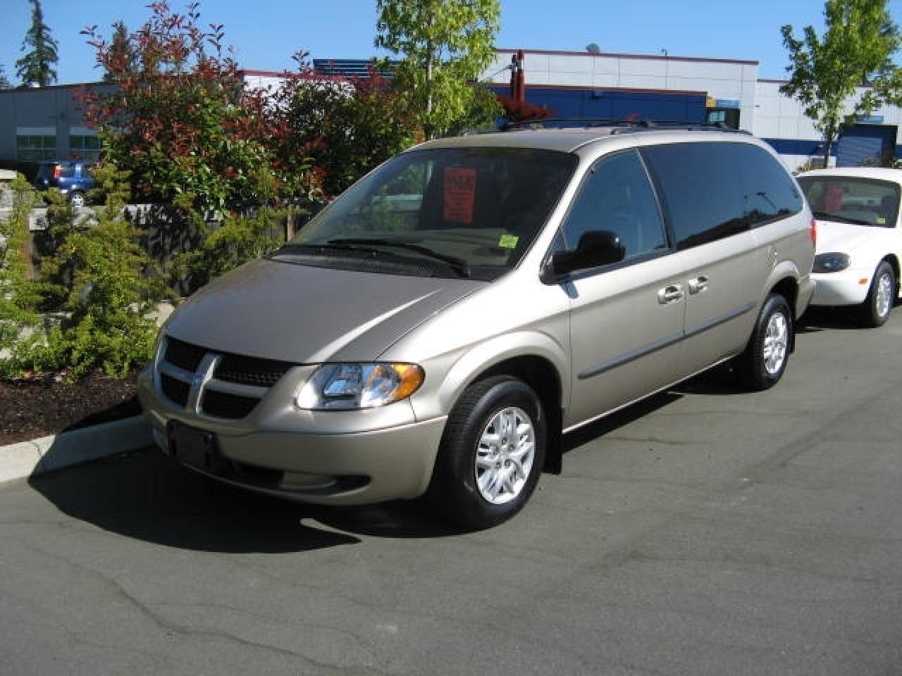 Used 2002 Dodge Caravan  for sale in Courtenay, BC